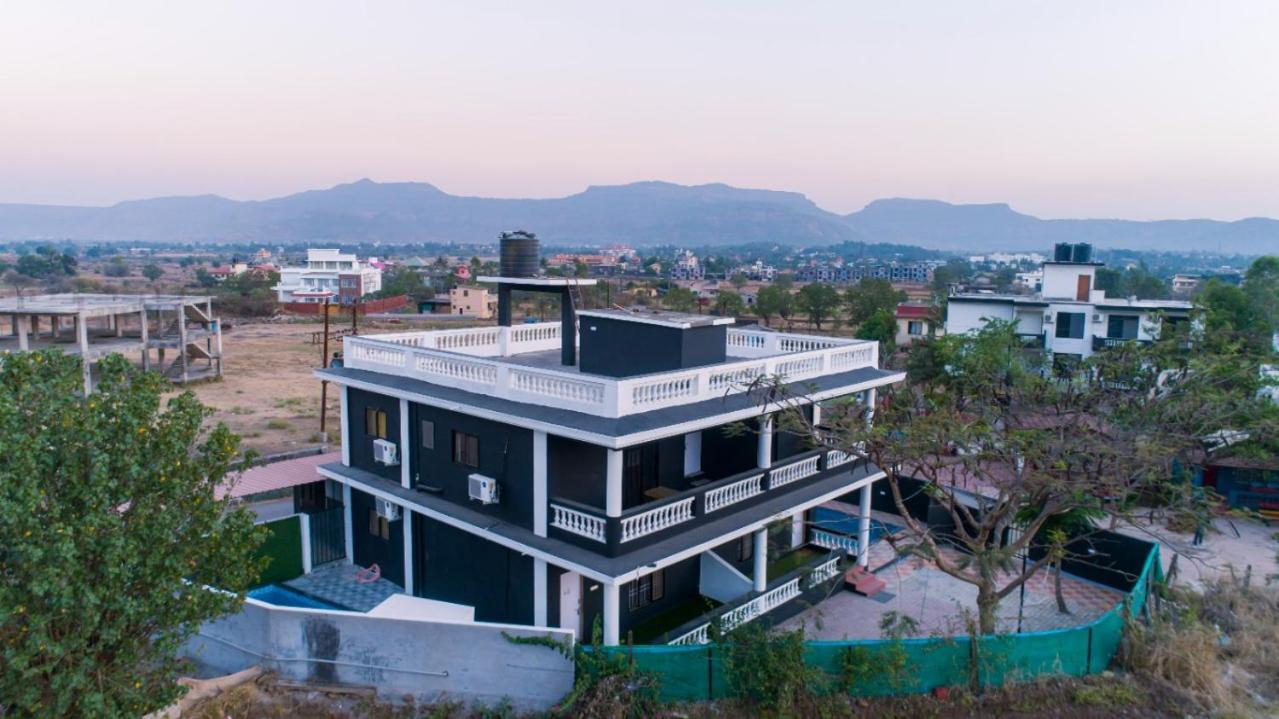 Empyrean Stay Ll 3Bhk Ll Jaguar Villa Ll Ac Ll Pvt Pool Ll Luxury Lonavala Ngoại thất bức ảnh