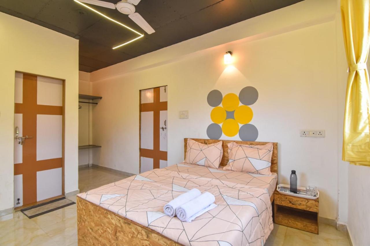 Empyrean Stay Ll 3Bhk Ll Jaguar Villa Ll Ac Ll Pvt Pool Ll Luxury Lonavala Ngoại thất bức ảnh